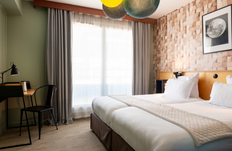 Hotel Bootcamp - Camera standard